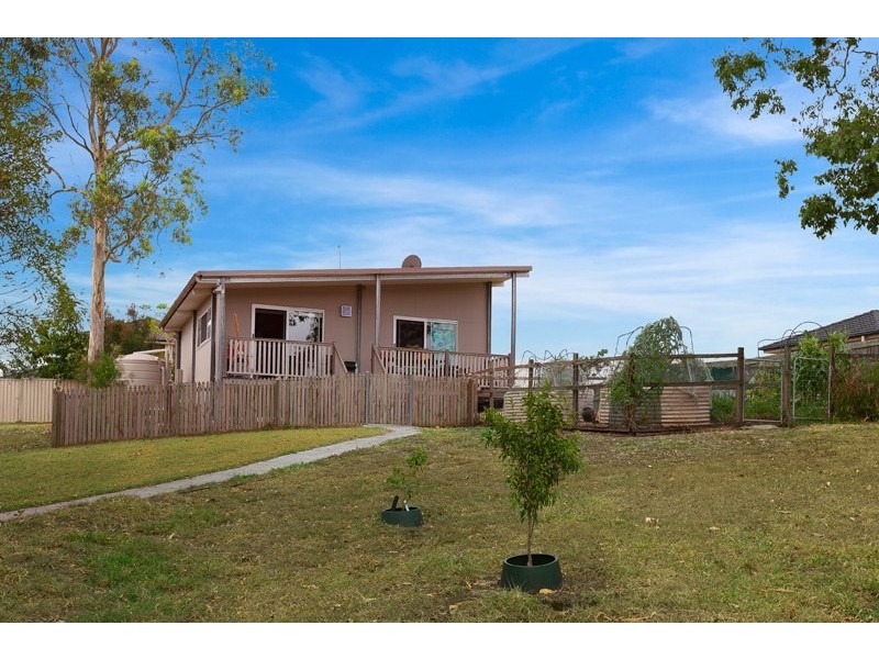 8 Stanaway Place, Bellbowrie QLD 4070