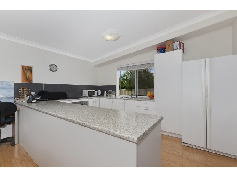 8 Stanaway Place, Bellbowrie QLD 4070