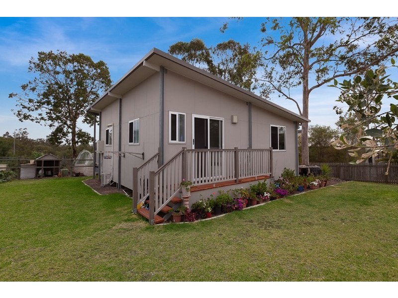 8 Stanaway Place, Bellbowrie QLD 4070