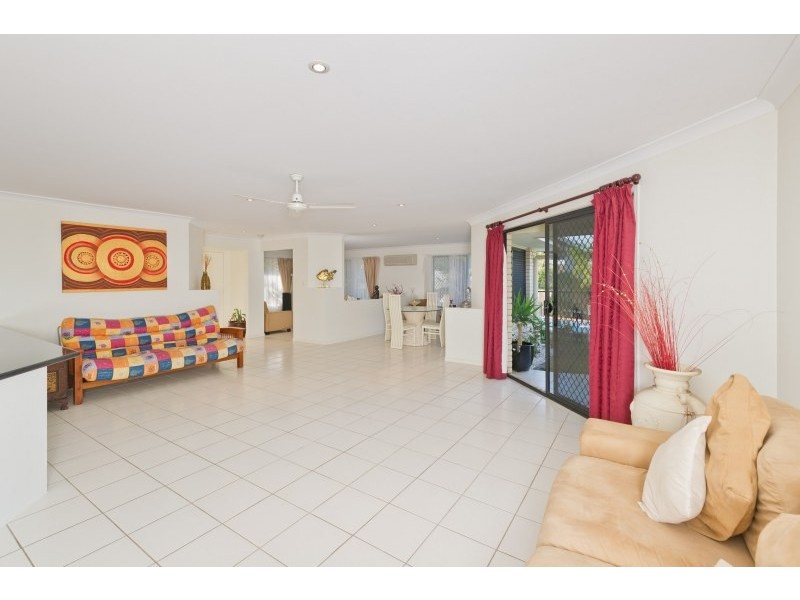 20 Nook Place, Moggill QLD 4070