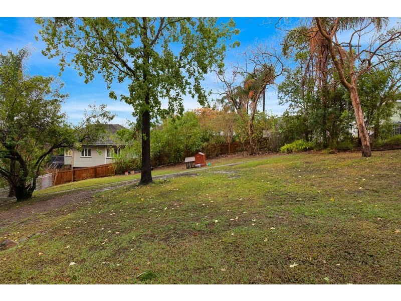 27 Jevons Street, The Gap QLD 4061