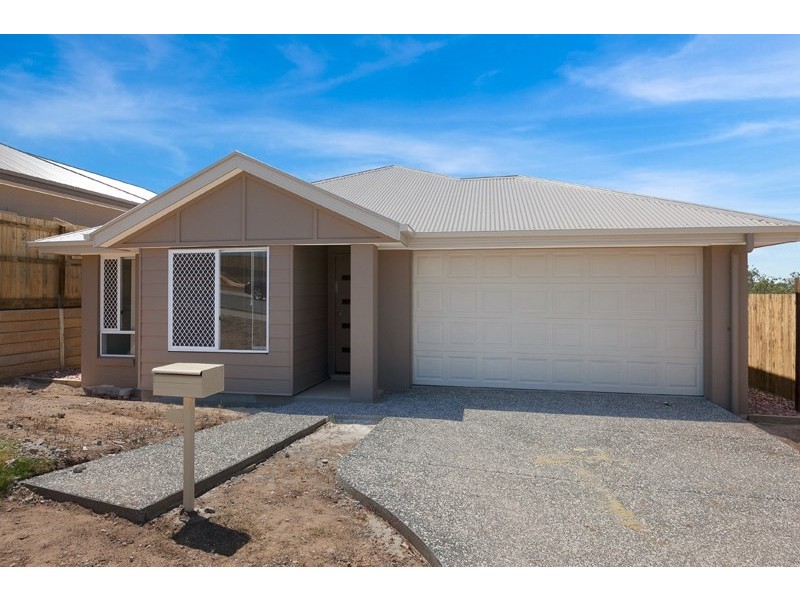 15 Morris Crescent, Bellbird Park QLD 4300