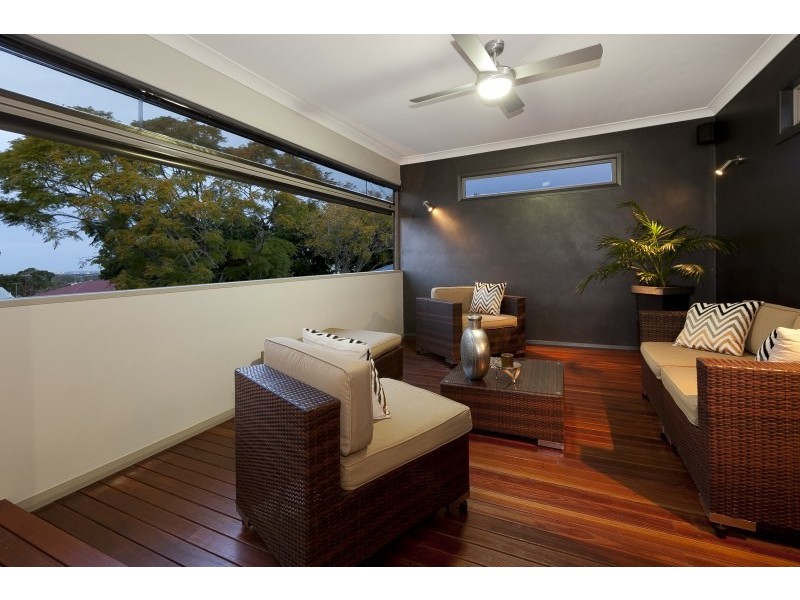 27 Kinmond Avenue, Wavell Heights QLD 4012