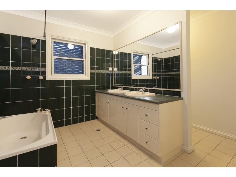 52 Upper Cairns Terrace, Paddington QLD 4064