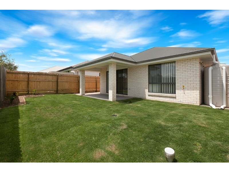 44 Hallvard Crescent, Augustine Heights QLD 4300