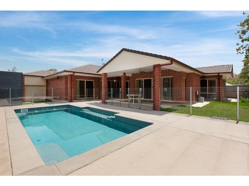 11 Grey Gum Place, Anstead QLD 4070