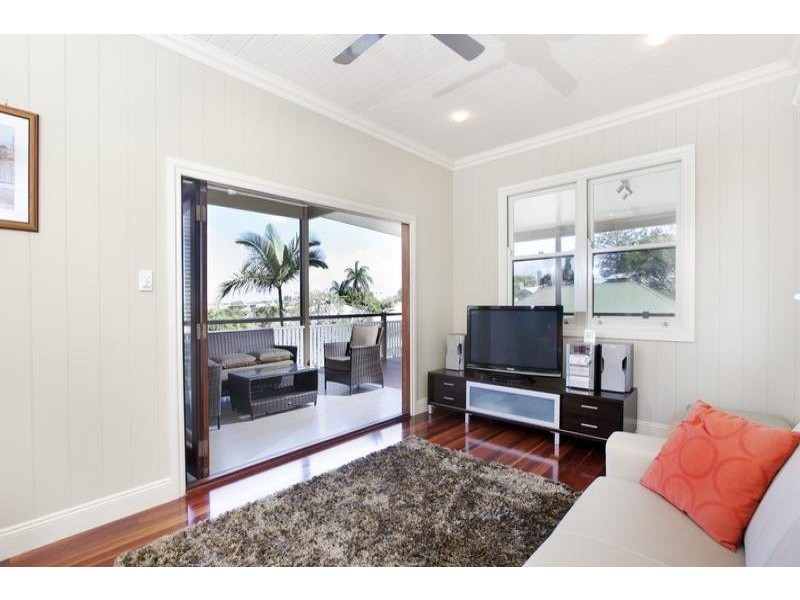 135 Fifth Avenue, Windsor QLD 4030