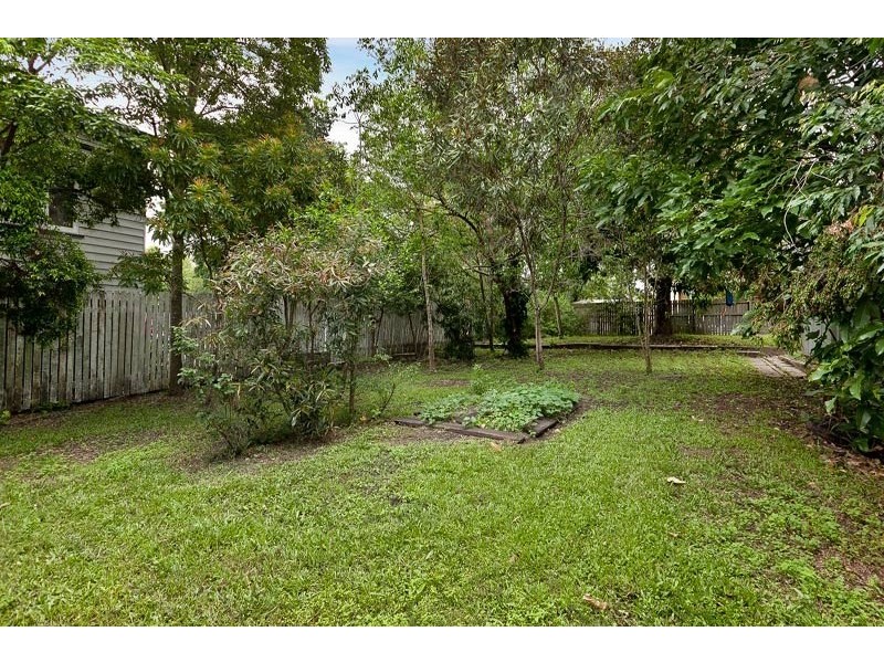 141 Temple Street, Coorparoo QLD 4151