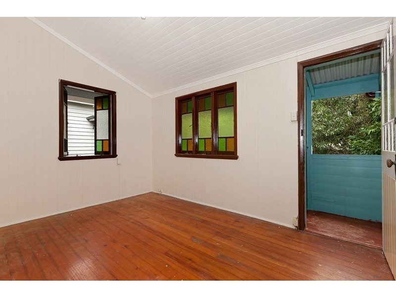 141 Temple Street, Coorparoo QLD 4151