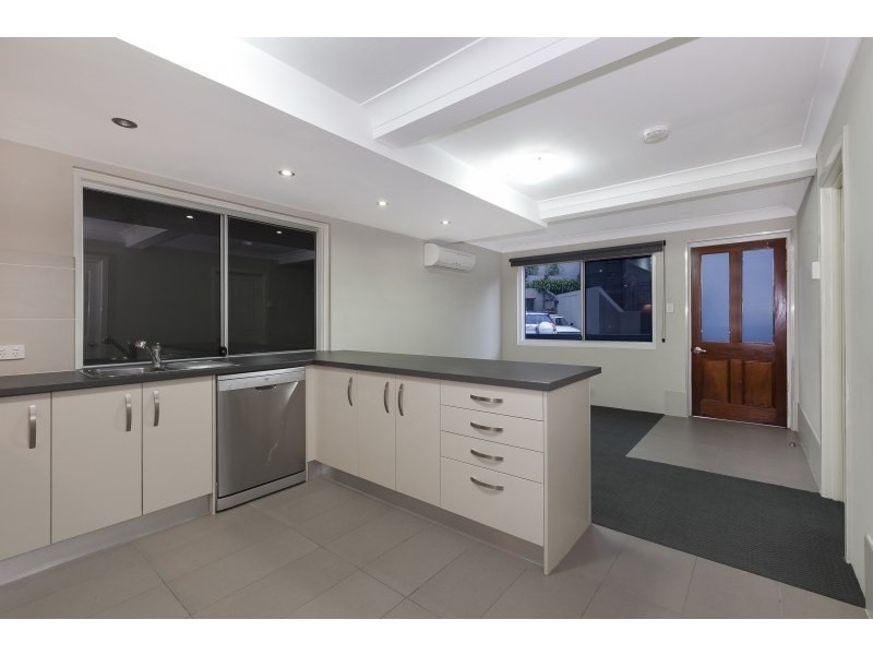 4/22 Arran Avenue, Hamilton QLD 4007