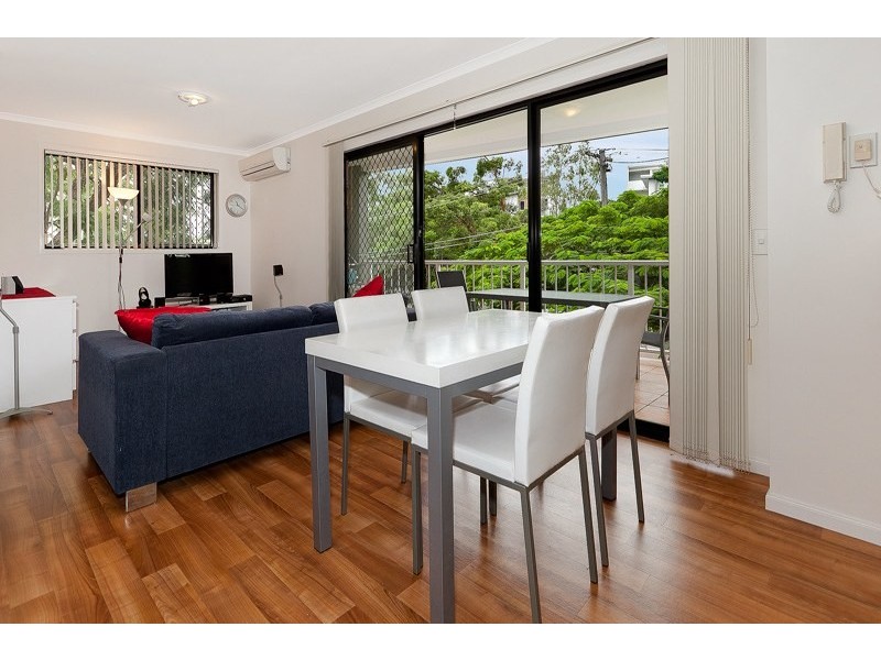 8/27 Campbell Street, Toowong QLD 4066