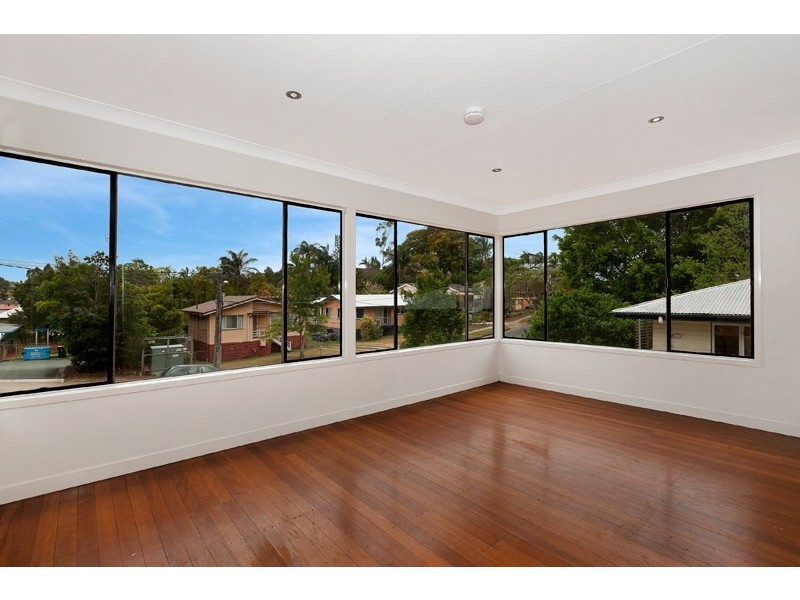 90 Ringrose Street, Stafford Heights QLD 4053