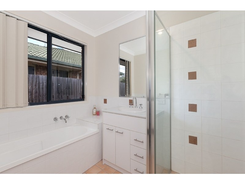 125 Joseph Avenue, Moggill QLD 4070