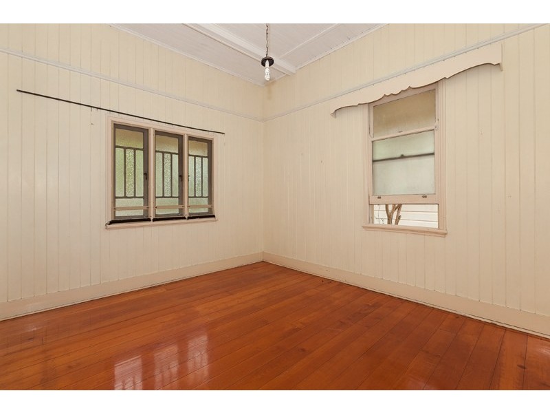 12 Norman Street, East Brisbane QLD 4169