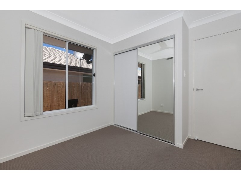 48 Hallvard Crescent, Augustine Heights QLD 4300