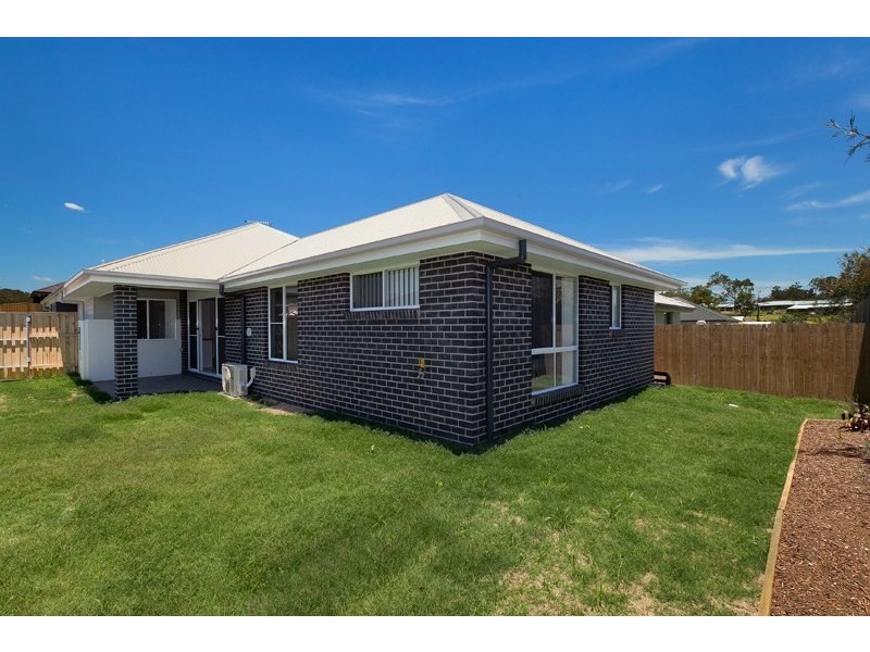 48 Hallvard Crescent, Augustine Heights QLD 4300