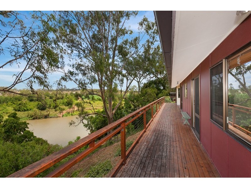 4 Jingara Court, Karana Downs QLD 4306