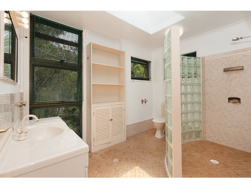 4 Jingara Court, Karana Downs QLD 4306