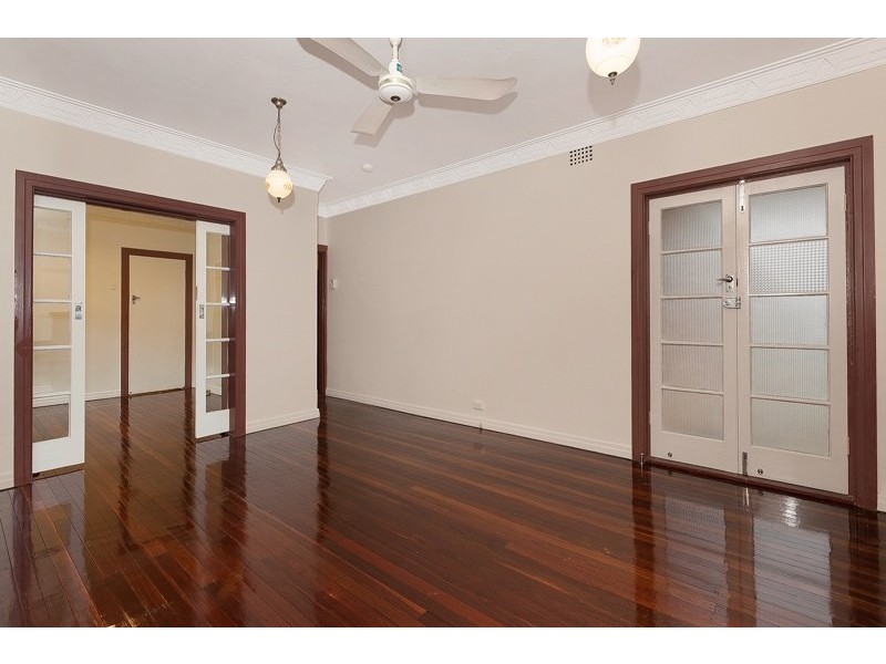 93 Cunningham Street, Taringa QLD 4068