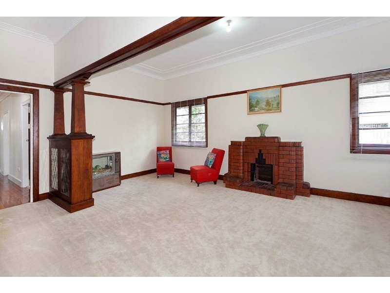 10 Thurlow Street, Newmarket QLD 4051