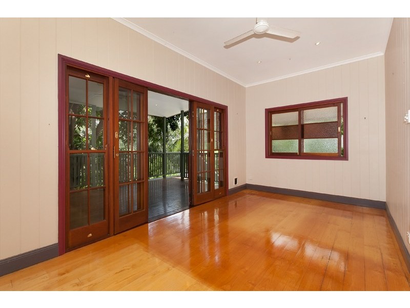 18 Garling Street, Red Hill QLD 4059