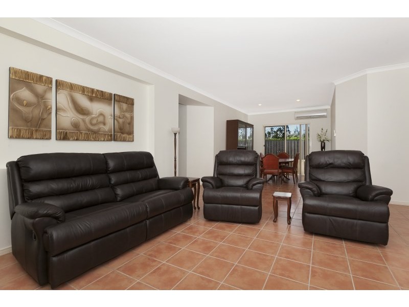 112 Tuckeroo Street, Narangba QLD 4504