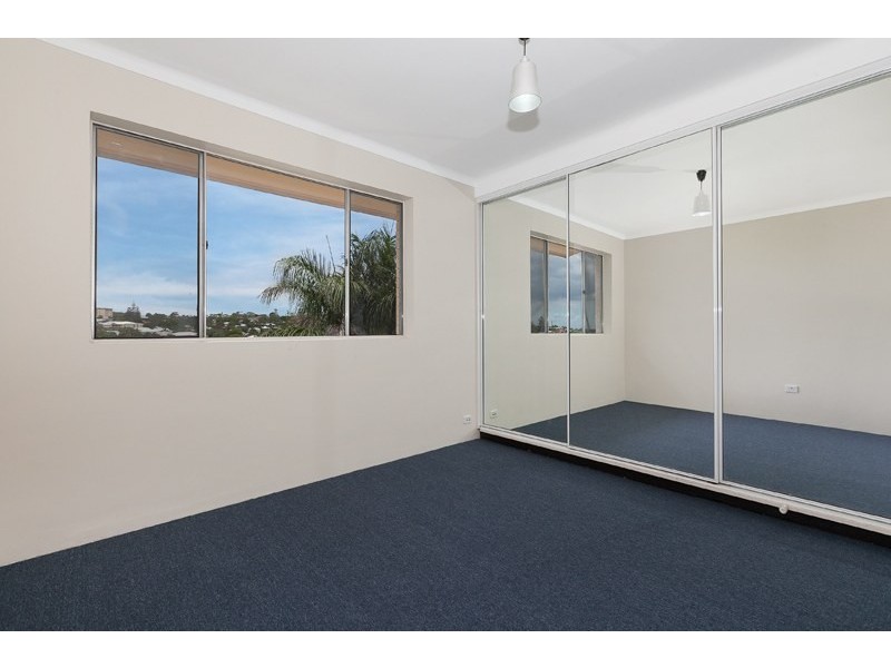 5/42 Pembroke Road, Coorparoo QLD 4151