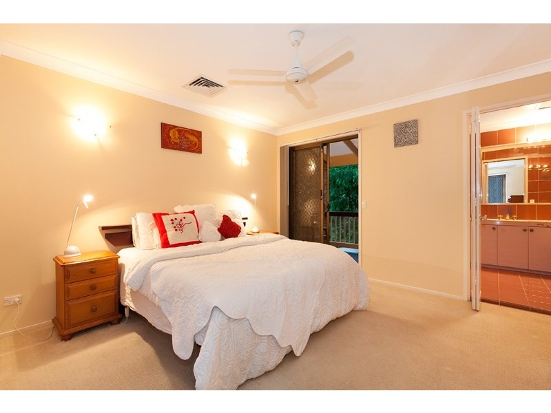 81 Dennis Road, Springwood QLD 4127