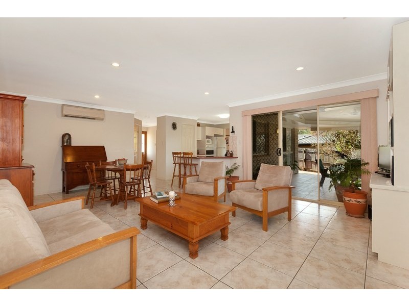 66a Lagoon Crescent, Bellbowrie QLD 4070