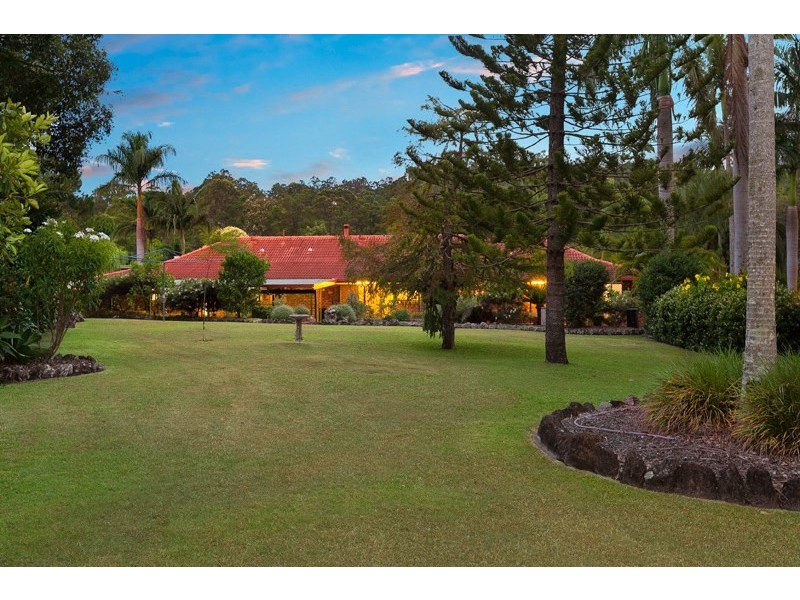 6 Palomino Drive, Mudgeeraba QLD 4213