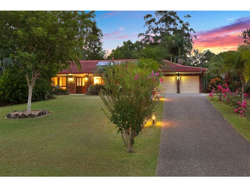 6 Palomino Drive, Mudgeeraba QLD 4213