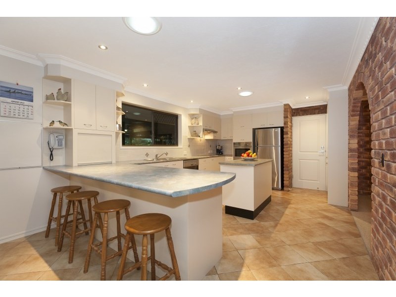 6 Palomino Drive, Mudgeeraba QLD 4213