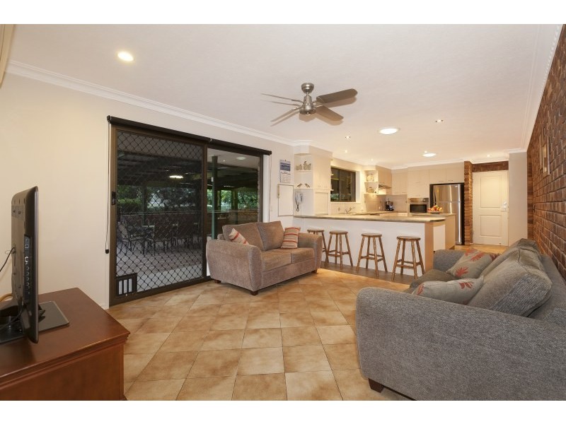 6 Palomino Drive, Mudgeeraba QLD 4213