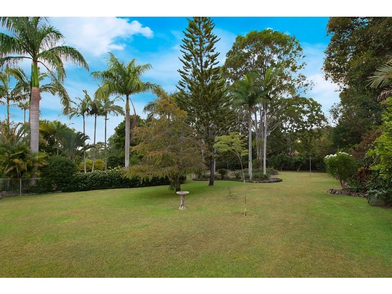 6 Palomino Drive, Mudgeeraba QLD 4213