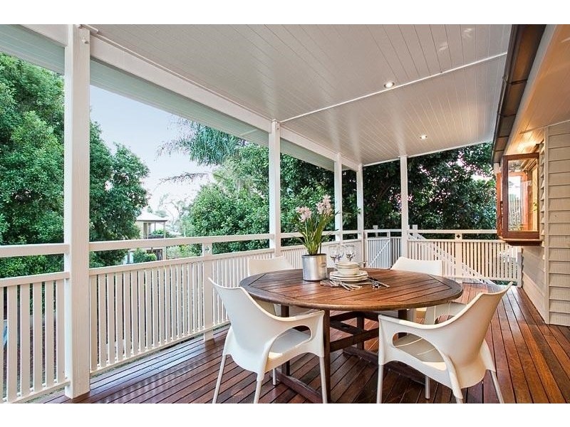 48 Sixth Avenue, Windsor QLD 4030