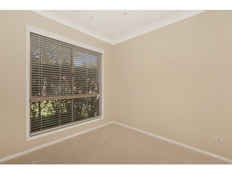 50 Beaufront Place, Forest Lake QLD 4078