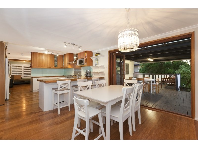 10 Greenslade Street, Tingalpa QLD 4173