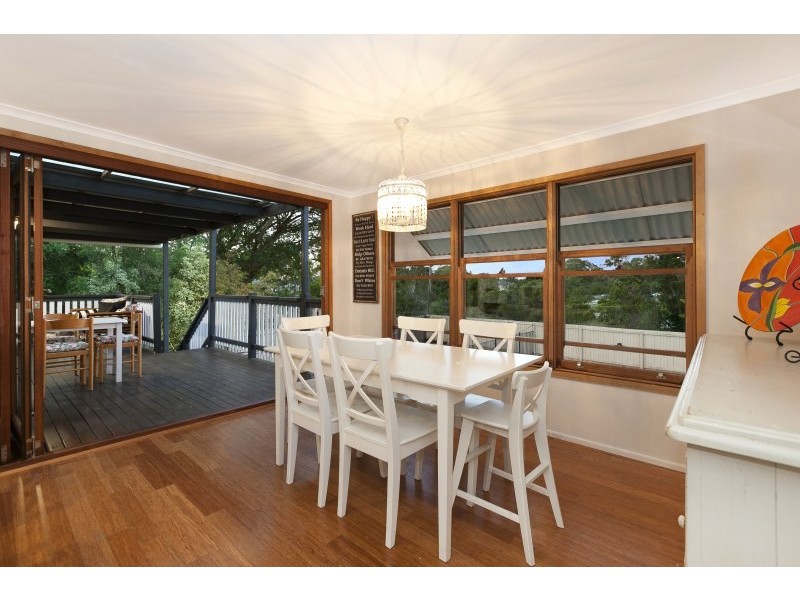 10 Greenslade Street, Tingalpa QLD 4173