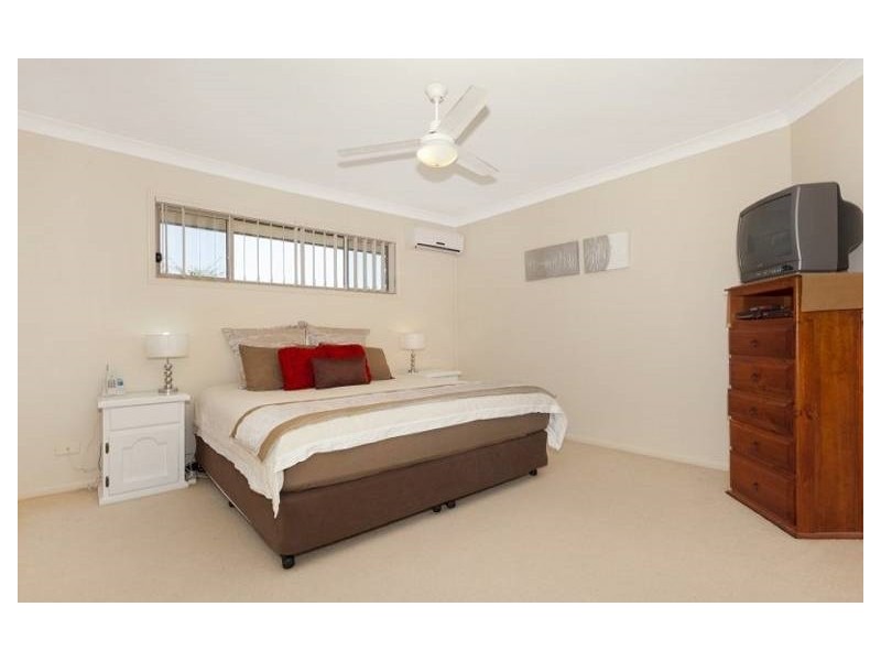 25 Yaggera Place, Bellbowrie QLD 4070