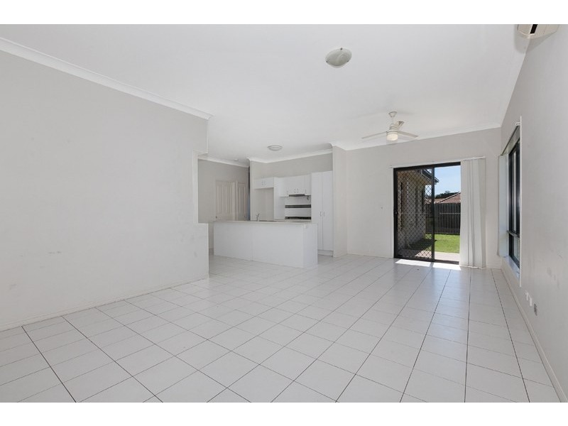 129 Highbury Drive, Redbank Plains QLD 4301