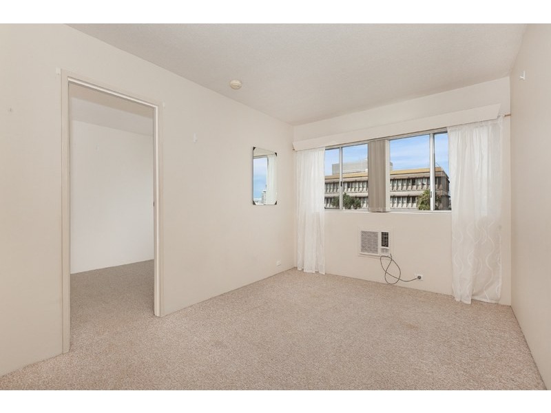 9/179 Kennigo Street, Spring Hill QLD 4000