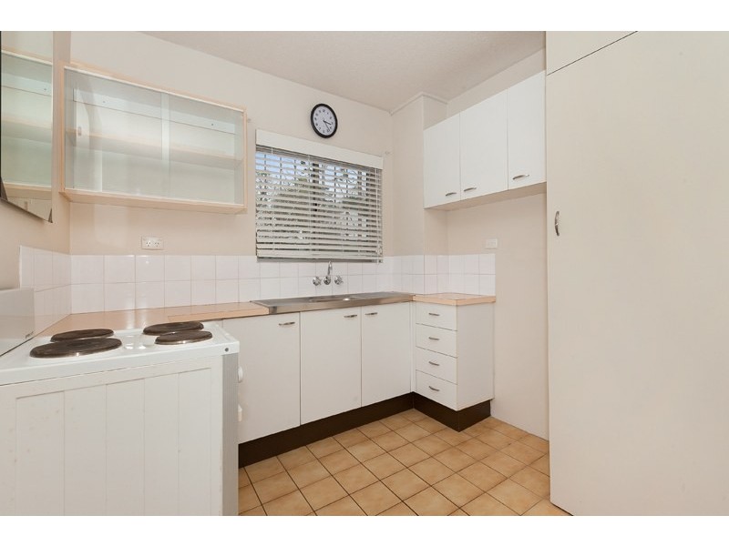 9/179 Kennigo Street, Spring Hill QLD 4000