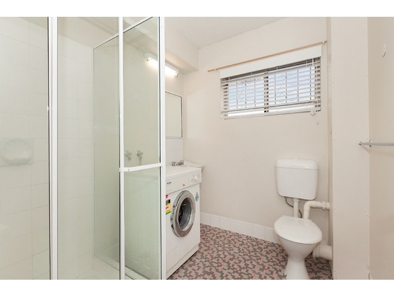 9/179 Kennigo Street, Spring Hill QLD 4000