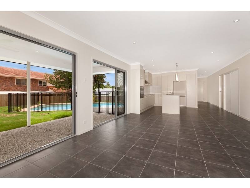 44A Pioneer Crescent, Bellbowrie QLD 4070