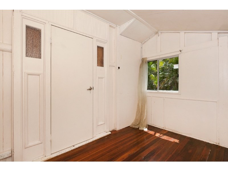 119 Leicester Street, Coorparoo QLD 4151