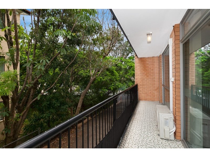2/480 Sandgate Road, Clayfield QLD 4011