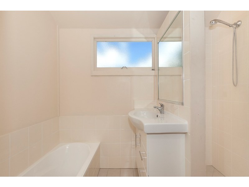 91 Maynard Street, Woolloongabba QLD 4102