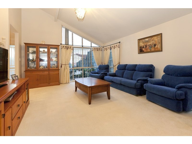 72 Streisand Drive, Mcdowall QLD 4053