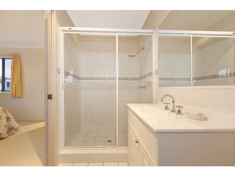 72 Streisand Drive, Mcdowall QLD 4053