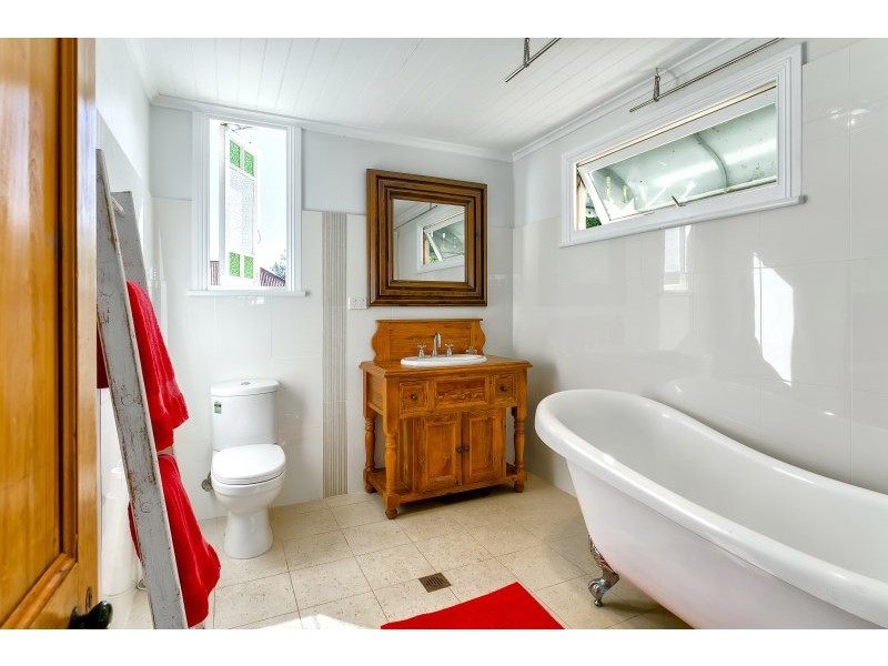 45 Grove Street, Albion QLD 4010